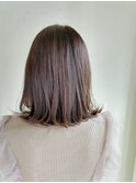 柔らかグレージュ