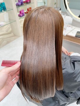 カノン(kanon hair&beauty) 髪質に合わせて選定するAujuaトリートメント