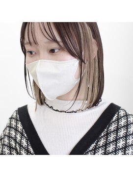 デコヘアーフラッペ(DECO HAIR frappe) インナーカラーでハイトーンベージュ