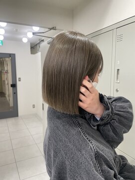 エイトサッポロ 札幌大通り店(EIGHT sapporo) olive greige