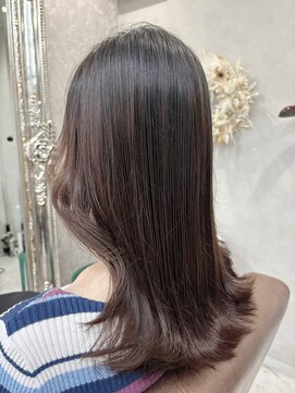 ハイバレーヘアーメゾン(HIGH VALLEY HAIRMAISON) くびれミディアムフェイスレイヤー顔周りカット岡山南中央町