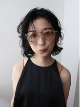 シーナ(sina) ナチュラルミディアムパーマ