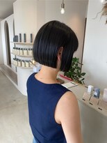 エメ 小山(Aimer)&nbsp;切りっぱなしミニボブ