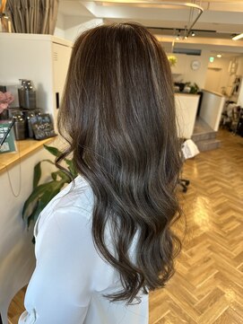 エルア(elua) ブラウンベージュハイライト