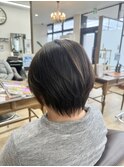 どの年代の方にも似合うショートスタイル