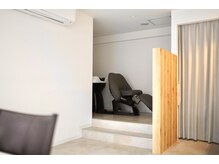 イロ(iro)の雰囲気（包み込まれるような上質なシャンプー台で寛ぎのひと時を♪）