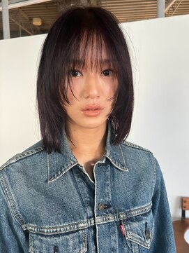 ナヌーク ダイカンヤマ(nanuk daikanyama) ミディアムレイヤーハッシュカット顔まわりレイヤーストレート
