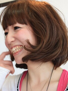 ラグーンヘアー(Lagoon hair) ふんわりカールボブ