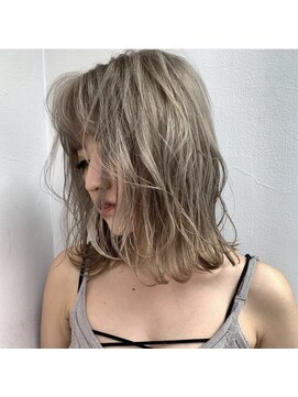 トロニー(TLONY) 渋谷 TLONY グレージュ　stylist/miaki