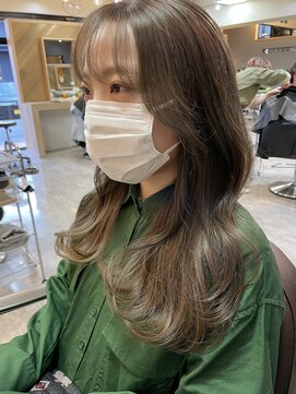 キュオンシア(CUEON. ciea) 重めロング×ベージュ