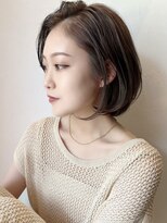 スリー(Th:ree)&nbsp;大人可愛い20代30代40代丸みとくびれショートボブ◎