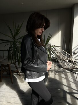 リバレッジ 広尾(Leverage) 海外スタイルロングレイヤー:Kazuma Osumi