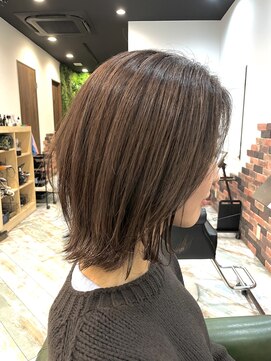 リノナ(Linona) ☆小顔効果カット インナーカラー グレーベージュ 髪質改善 韓国