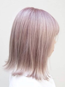 ベルデ(verde)の写真/【白子駅徒歩５分】季節感ある"トレンドカラー×似合わせ"の提案が好評！一人一人に合ったカラーをご提案♪