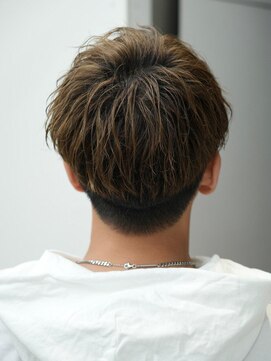 リップスヘアー 梅田(LIPPS hair) センターパート 短髪