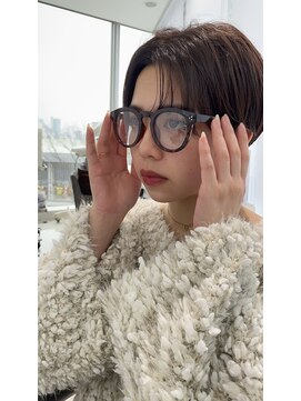 エアー 青山(AIR) ハンサムショートセンターパート