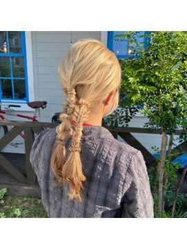 ロッカ(ROCCA) ホワイトグレージュダブルルーズブレイド