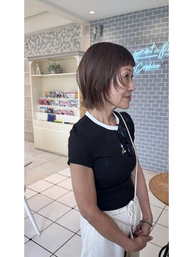 カシェ マエノヘタ(Cashe'e MAENOHETA) ショートボブ