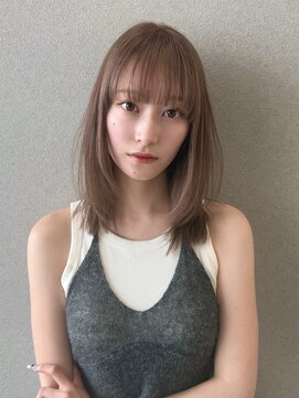 シーク 天神(SEEK) ミディアムスタイル/レイヤーカット/ミルクティーベージュ