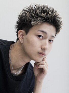 バック(BUCK) スパイキーショート