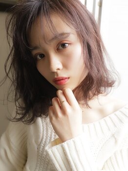 ディラ(Dilla)の写真/丁寧なカウンセリングからダメージレスな施術まで、大人女性の気になるポイントをきちんとカバー♪