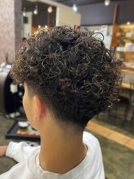 アルグラーテ (Arglarte)の写真/【メンズ専門在籍】ツイストスパイラル・ニュアンスパーマお任せください＊お仕事OKなスタイル定評あり