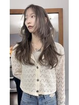 ジョナサン リヴィングストン(JONATHAN LIVINGSTON) #ハッシュカット#レイヤー#グレージュ