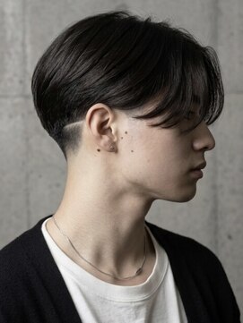 ヘッドストック 大和八木店(HEAD STOCK) 曲がる縮毛矯正カルマヘアニュアンスセンターパートツーブロック