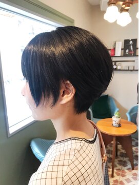 ヨナサン(Yona Saint) クール・ショートボブ☆
