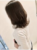 大人可愛いくびれ外ハネミディアム カーキベージュ
