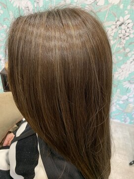 ハグヴィアン(HUG BIEN) ハイライト×グレージュ