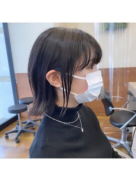 アローズソワン(HELLO'S SOIN) 切りっぱなしボブ 4/13