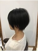 小顔ハンサムショート