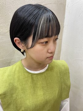 フェイスデコ アヴェダ セカンド(FACE DECO AVEDA/2nd) 前髪ハイライト ショートヘア