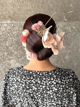 ピエスヘア(PIE'CE HAIR) 静岡/清水 ダブルシニヨン タイトアレンジ 成人式ヘア