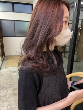 シンエノム(Shin enom) レイヤースタイル/ピンクブラウン/ミディアムレイヤー
