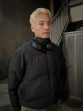 ビビト(bibito) bibito メンズ　ブロンド　抜きっぱなし　ブリーチ　ショート