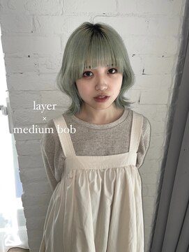 ヘアーアイスカルテット(HAIR ICI QUARTET) 大人可愛い艶カラーカーキベージュブラウンミニウルフショート