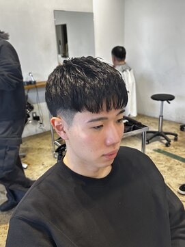 ザデイ カットアンドカルチャーショップ(THE DAY CUT&CULTURE SHOP) クロップスタイル