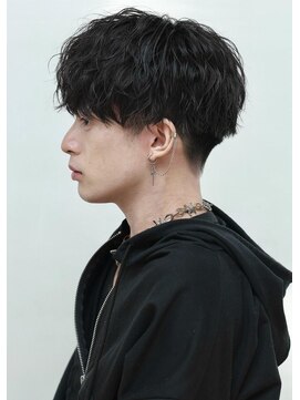 リップス 自由が丘(LIPPS) 緩め　波巻き　ツイストスパイラル　マッシュ