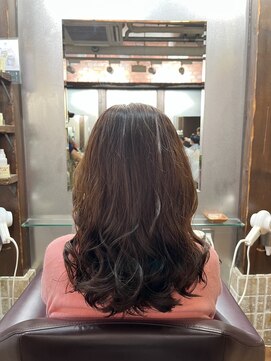 ムード 金沢文庫([mu;d]) 【山崎】ミディアムパーマスタイル