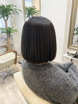 ミミ(MIMI) オリーブグレージュカラー♪