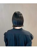 大人シアーベージュミニウルフボブミディアムレイヤー