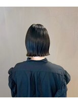 穀雨(Kokuu)&nbsp;大人シアーベージュミニウルフボブミディアムレイヤー