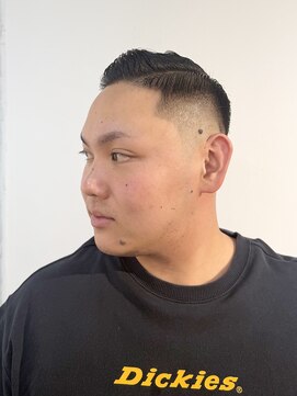 サイドパート/スキンフェード△