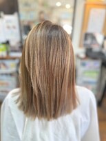 ベル美容室 北畝店&nbsp;ハイライトが美しいヘアカラー