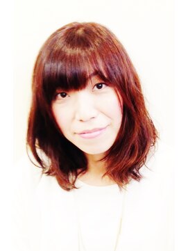 リシェル(Rishell) ナチュラルミディアムパーマスタイル