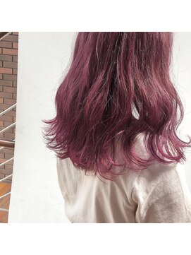 キー(kii) ダブルカラーピンク ブリーチカラー 福岡 天神 今泉 薬院