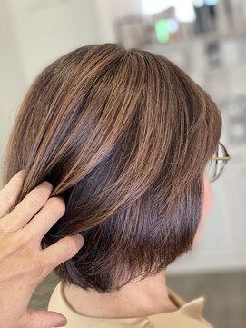 ツムグ 代官山店(TUMUGU) 大人可愛いニュアンスカラー白髪ぼかし/脱白髪染めハイライト