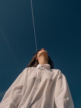 ＜圧倒的髪質改善＞頭皮からのケアで“髪本来のうるおい”を取り戻して、ずっと続く美髪になれる。